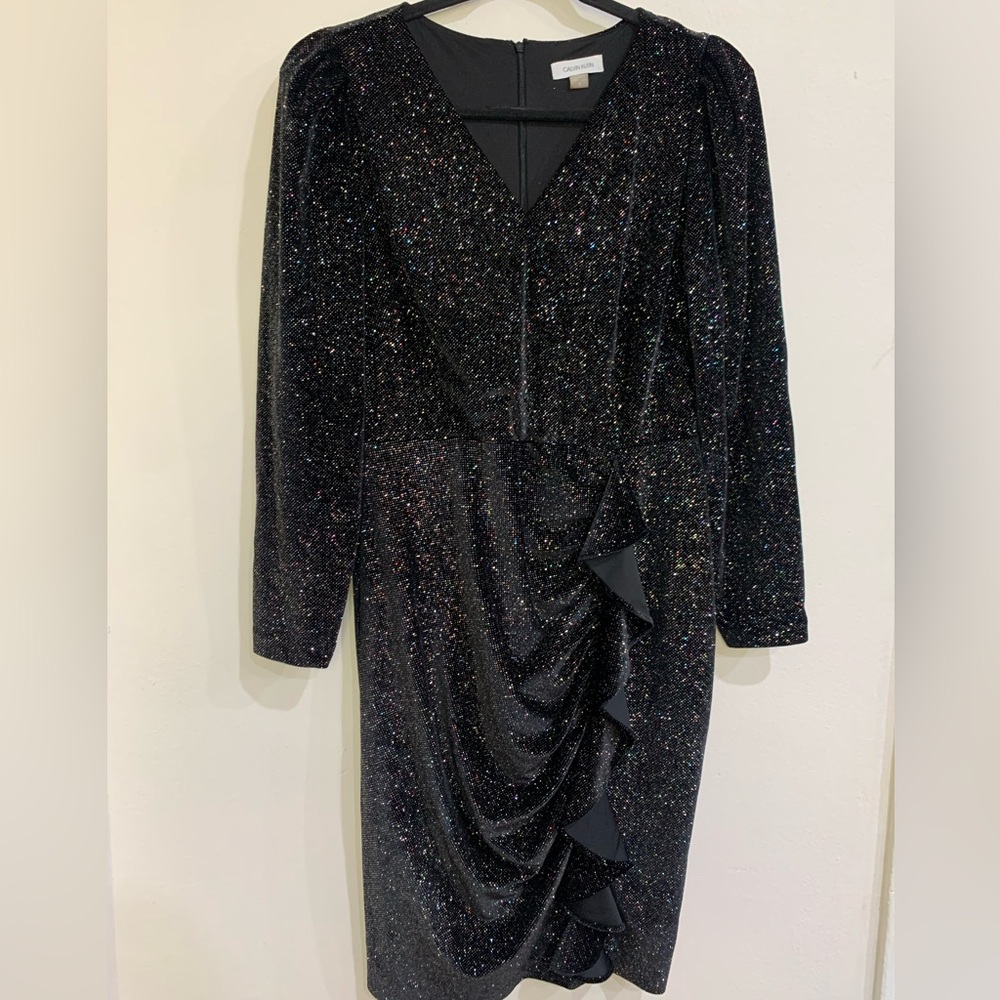 Calvin Klein Long Sleeve V-Neck Sheath with Ruffle Skirt Detail Dress Size 10 - Picture 3 of 12